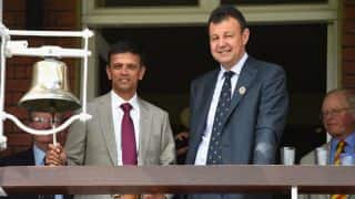 Rahul Dravid rings the bell at Lord's to indicate start of play in 2nd Test between India and England